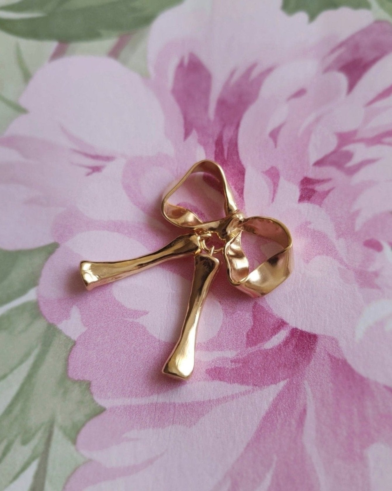 SKELETON BOW EARRINGS