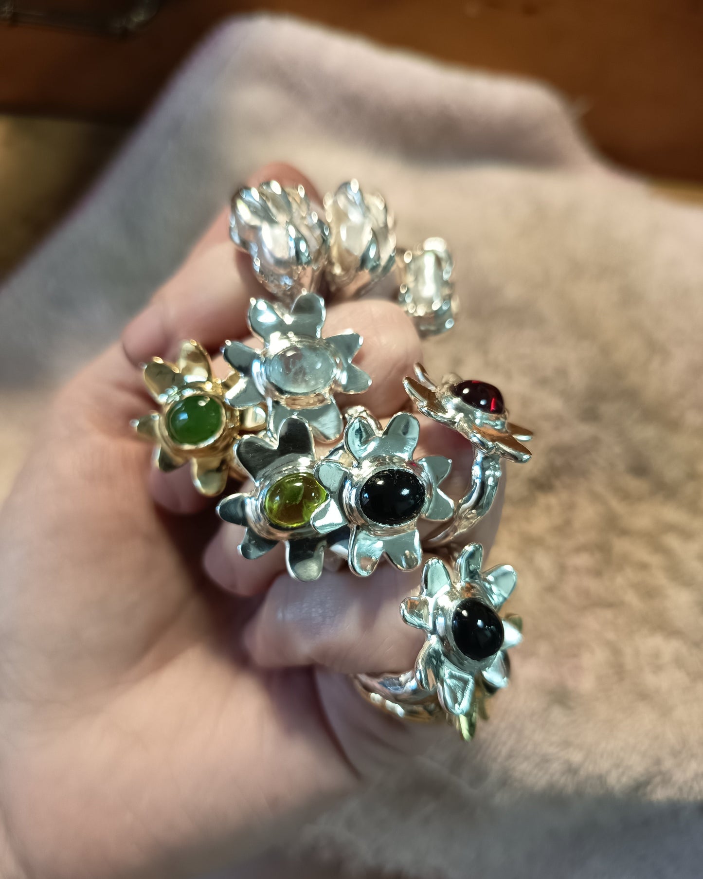 DE LA VISITACION Jewelry Cleaning