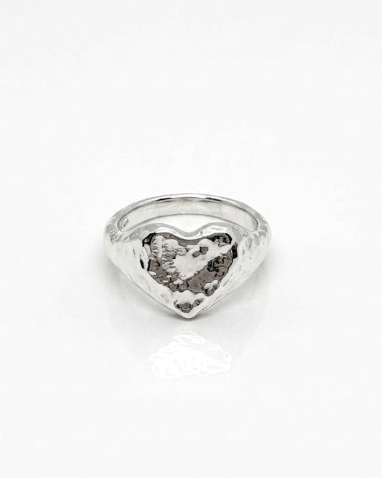 HEART RING