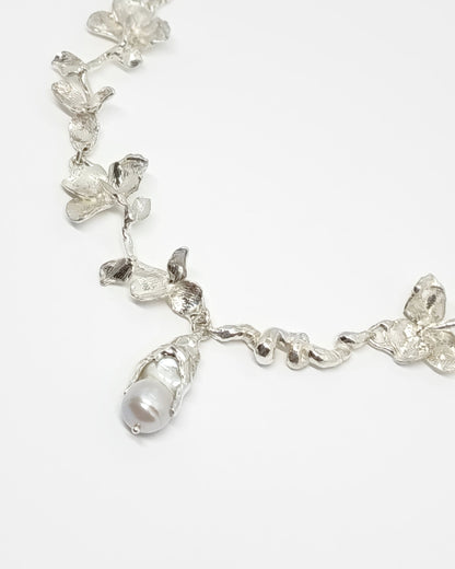 GHOSTLY GARDEN NECKLACE