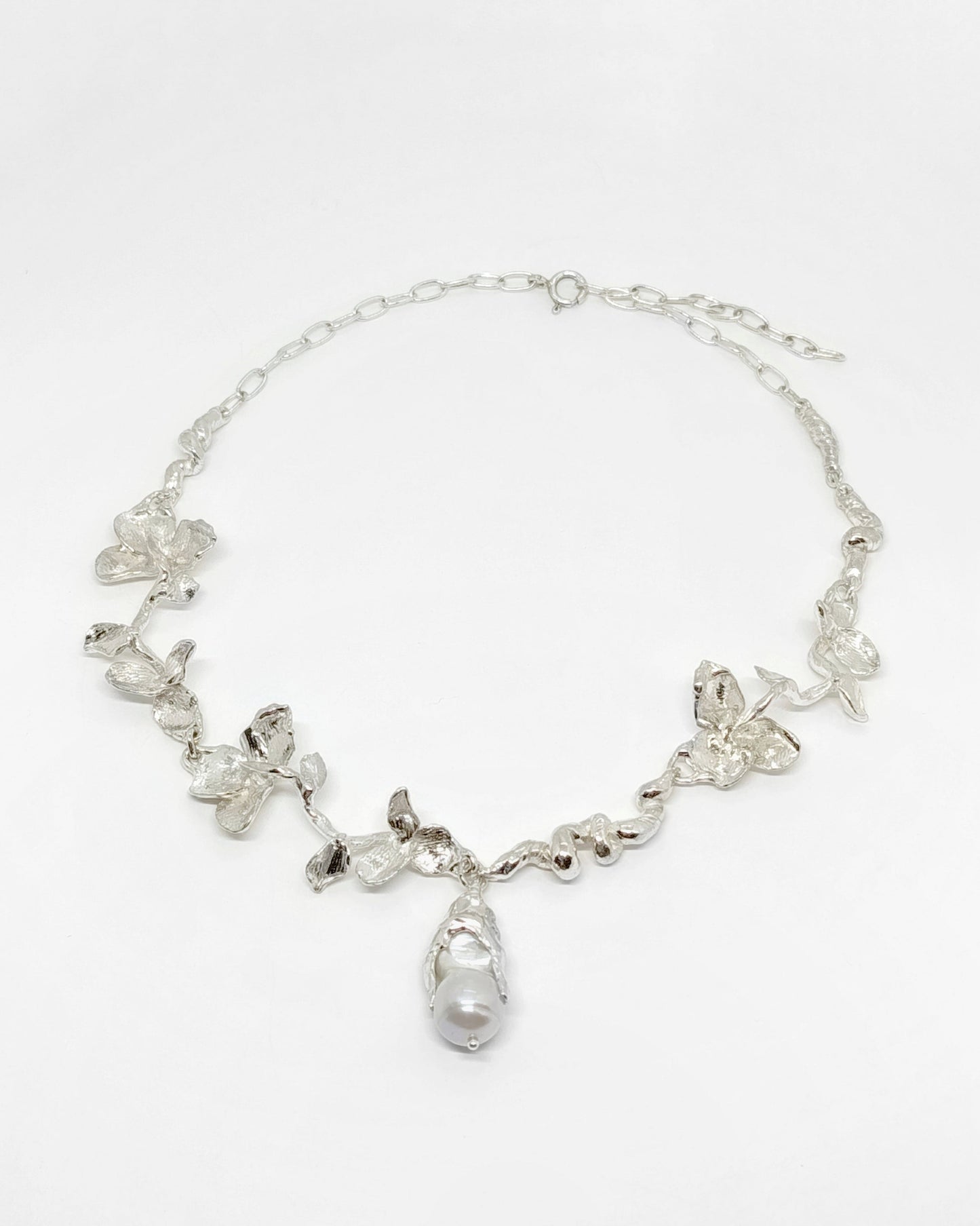 GHOSTLY GARDEN NECKLACE