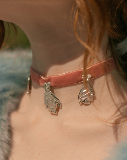 ROSE CHOKER