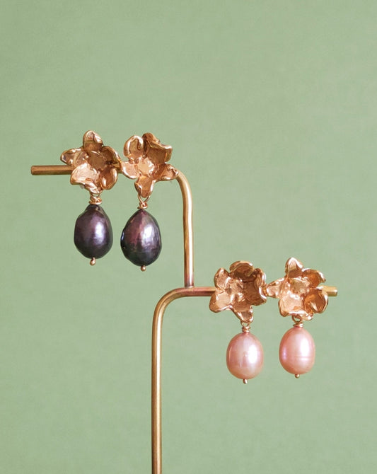 FLOWER DROPS EARRINGS